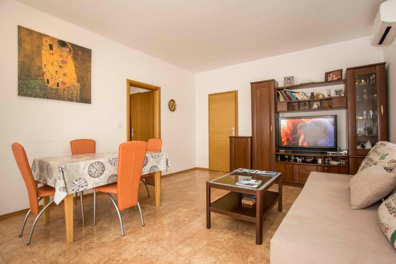 Apartment Beba Ровинь Экстерьер фото