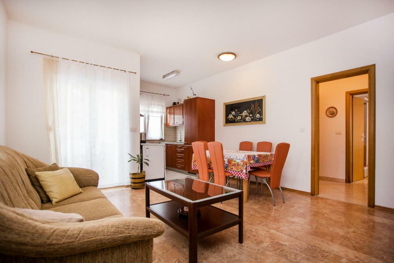 Apartment Beba Ровинь Экстерьер фото